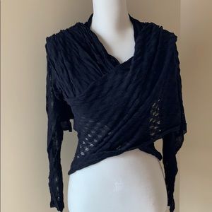 travel wrap with sleeves